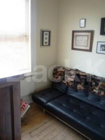 			A MUST SEE!, 3 Bedroom, 1 bath, 1 reception Flat			 North View road, CROUCH END